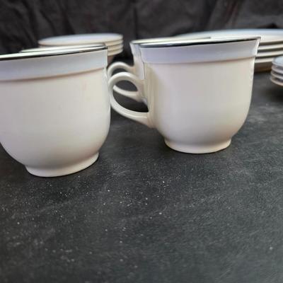 Johann Haviland Crowning Fashion Mountain Sky Brand New Dinnerware set for 4