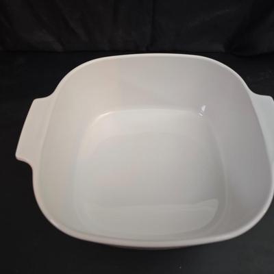 5 QT. Covered casserole Spice O' Life Corning ware dish with original box -