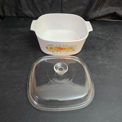 5 QT. Covered casserole Spice O' Life Corning ware dish with original box -