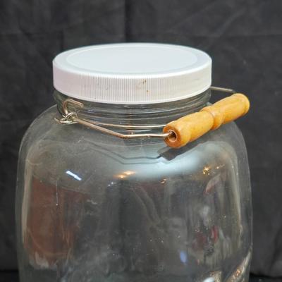 Vintage 5-gallon Mason's Patent Nov 30th 1858 "Star and Eagle" glass pickle jar.