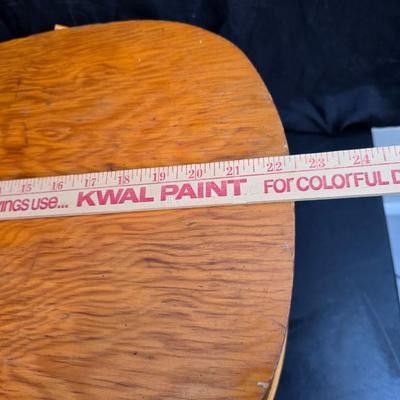 Vintage Redmon woven wood picnic basket with accessories