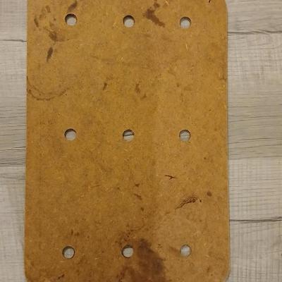 Vintage Redmon woven wood picnic basket with accessories