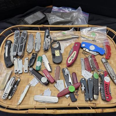 Sale Photo Thumbnail #31: Pocket Knives and more
