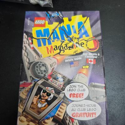 Vintage 80's LEGO set with table and LEGO Blocks - LEGO System 6453 Com-Link Cruiser - LEGO System 5925 Pontoon Plane & MORE!!