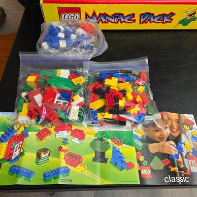 Vintage 80's LEGO set with table and LEGO Blocks - LEGO System 6453 Com-Link Cruiser - LEGO System 5925 Pontoon Plane & MORE!!