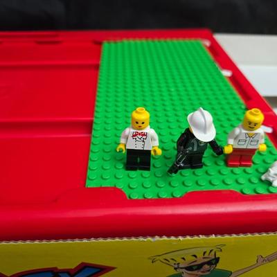 Vintage 80's LEGO set with table and LEGO Blocks - LEGO System 6453 Com-Link Cruiser - LEGO System 5925 Pontoon Plane & MORE!!