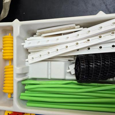 Vintage Game TOG'L By Mattel Build toys and more 1967 Set 400