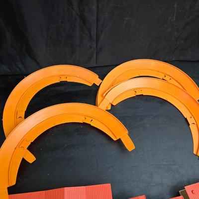 vintage Hot Wheels Super-Charger Race Set with vintage 1968 Mattel Hot Wheels Super-Charger restaurant/garage buildings.