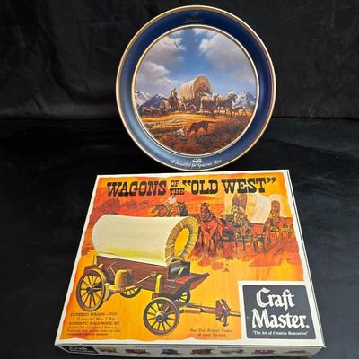 Vintage Craft Master Wagons of the "Old West" Covered Wagon model kit with covered wagon scene Schwan's 2001 "O...