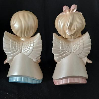 Twe sets of ceramic kissing angels