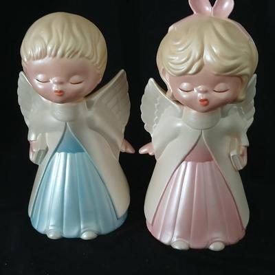 Twe sets of ceramic kissing angels