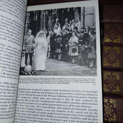 Vintage Funk & Wagnalls Universal Standard Encyclopedia set books copyright 1955