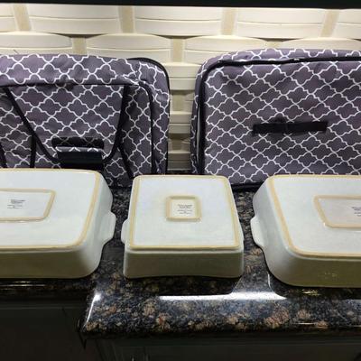 Sale Photo Thumbnail #105: Lot of 3 Williams Sonoma "California" baking casserole dishes with 2 carriers (carriers are not WS brand). You are bidding on the lot meaning you must pay for and take the entire lot.