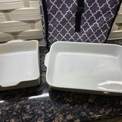 Sale Photo Thumbnail #104: Lot of 3 Williams Sonoma "California" baking casserole dishes with 2 carriers (carriers are not WS brand). You are bidding on the lot meaning you must pay for and take the entire lot.