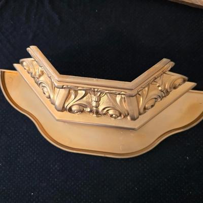 Two-Piece Homco Roman Ruins wall decor and a wall shelf