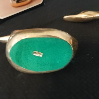 It's all about the Mallards! Mallard ducks in flight tin - Duck mugs - Solid Brass ducks - two additional duck themed tins