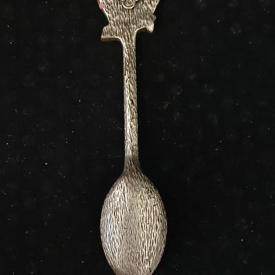 Small collectible souvenir spoons - Montana - Sterling marked New Orleans - Hawaii - and more