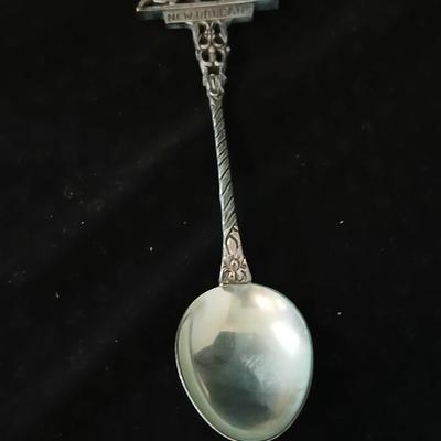 Small collectible souvenir spoons - Montana - Sterling marked New Orleans - Hawaii - and more