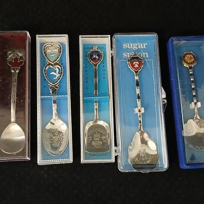 Collection of souvenir spoons - Canada - New Orleans - Philadelphia - Florida and more