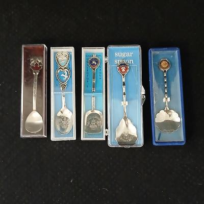 Collection of souvenir spoons - Canada - New Orleans - Philadelphia - Florida and more