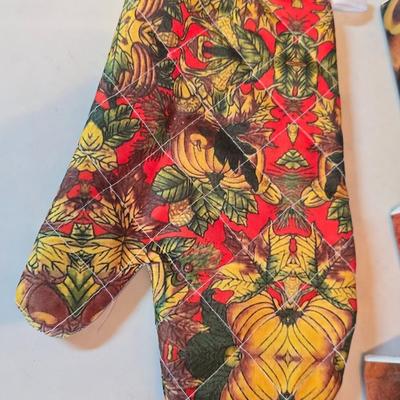 Country themed kitchen items - Cookbooks - Lord's Prayer-Brass candle sticks and much more