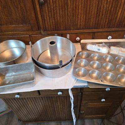 Assortment of baking pans - Bundt cake - Bread - Cookie sheets - and more