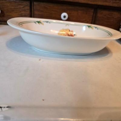 Noritake Versatone Asian Bouquet pattern - 4-piece place setting Plates with oval bowl, sugar & creamer, platter & mugs