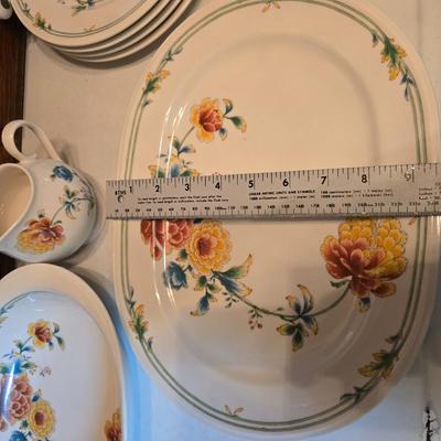 Noritake Versatone Asian Bouquet pattern - 4-piece place setting Plates with oval bowl, sugar & creamer, platter & mugs