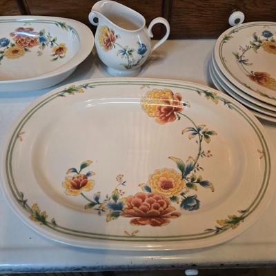 Noritake Versatone Asian Bouquet pattern - 4-piece place setting Plates with oval bowl, sugar & creamer, platter & mugs