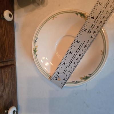 Noritake Versatone Asian Bouquet pattern - 4-piece place setting Plates with oval bowl, sugar & creamer, platter & mugs