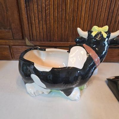 Holstien cow cookie jar - Villeroy & Brooch collectible plate - Cow napkin holder - creamer and more