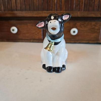 Holstien cow cookie jar - Villeroy & Brooch collectible plate - Cow napkin holder - creamer and more