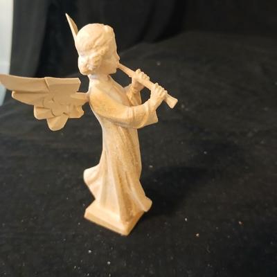 Small angels - Wood carved angels - Vintage British Hong Kong angels - Kissing angels