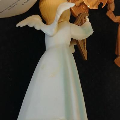 Small angels - Wood carved angels - Vintage British Hong Kong angels - Kissing angels