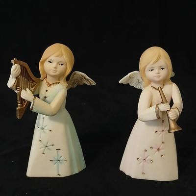 Small angels - Wood carved angels - Vintage British Hong Kong angels - Kissing angels