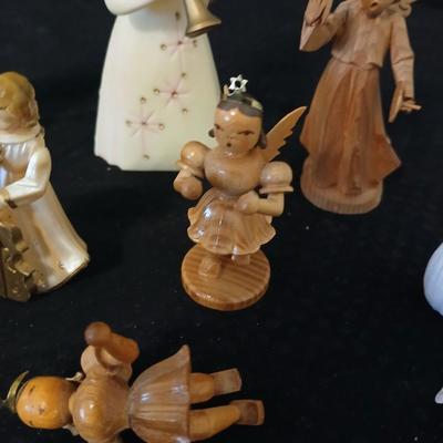 Small angels - Wood carved angels - Vintage British Hong Kong angels - Kissing angels