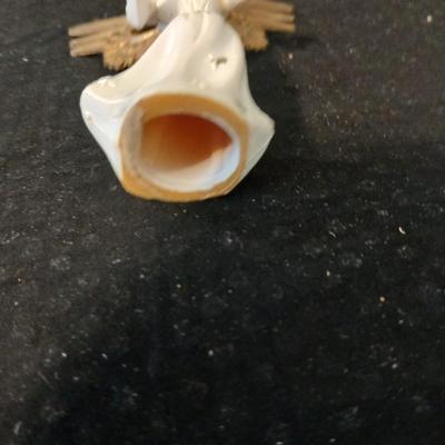 Small angels - Wood carved angels - Vintage British Hong Kong angels - Kissing angels