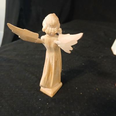 Small angels - Wood carved angels - Vintage British Hong Kong angels - Kissing angels