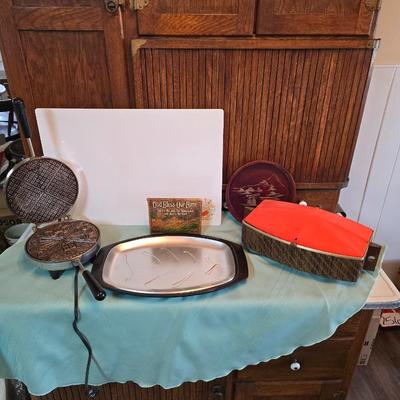 Vintage Kitchen items - Vitantonio Pizzelle Maker - Salton Hotray Bun Warmer Electric Bread Bun Warmer -"God Bless Our Home"...