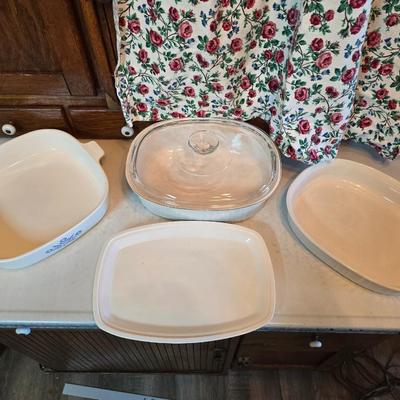 Corningware cookware with Litton micro-browner - and an apron