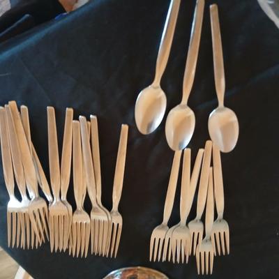 Old Company Stainless flatware -partial set with plastic serve ware pieces - large salad bowl - divided dishes - platter & bowl