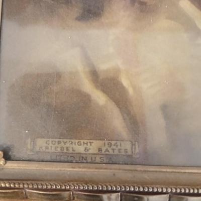 Religious decorative items - Nativity Scene Holy Family -Madonna & Child trinket box - Christian cross made of resin - framed Jesus...