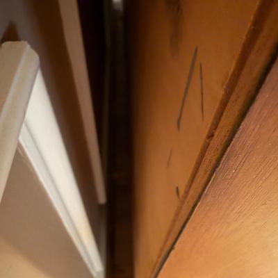 Two Piece China Hutch (DR-MG)