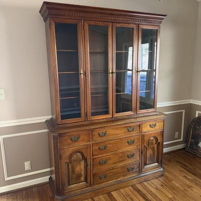 Two Piece China Hutch (DR-MG)
