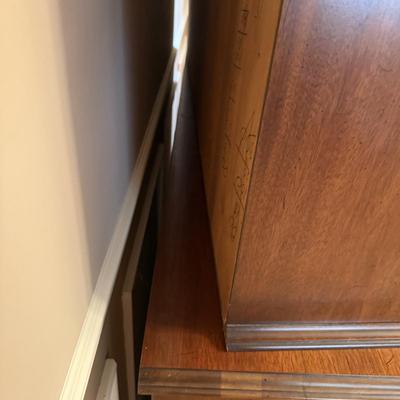 Two Piece China Hutch (DR-MG)