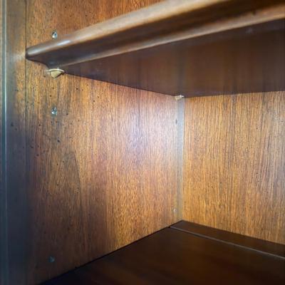 Two Piece China Hutch (DR-MG)