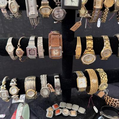 Sale Photo Thumbnail #45: Ladies Vintage and Modern watches