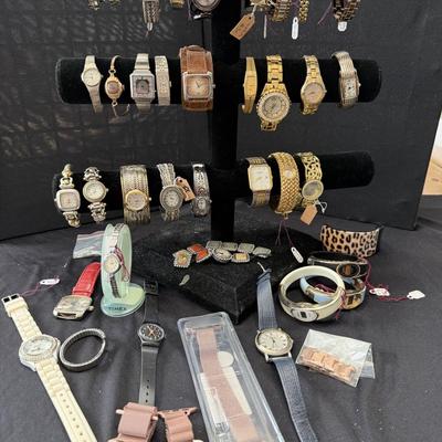 Sale Photo Thumbnail #41: Ladies Vintage and Modern watches