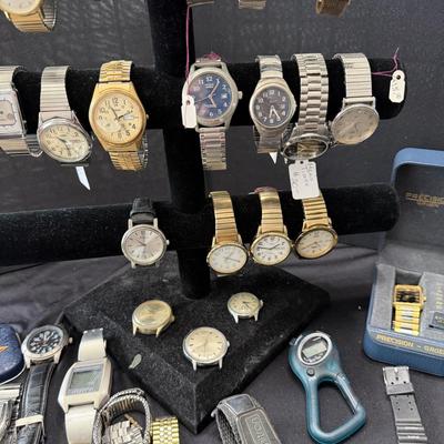 Sale Photo Thumbnail #51: Men’s Vintage and Modern Watches fossil and Addis and more.