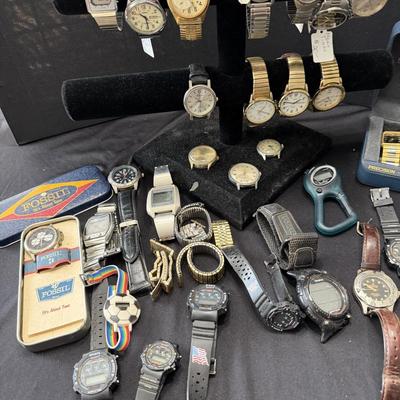 Sale Photo Thumbnail #52: Men’s Vintage and Modern Watches fossil and Addis and more.